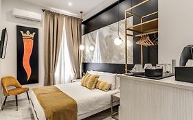 Elite Rooms